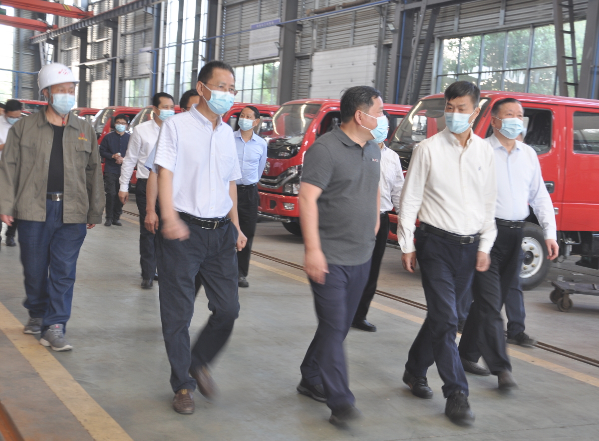 2022年5月5日至6日、10日至11日,省政協(xié)副主席彭軍率隊(duì)到隨州及廣水、宜昌及當(dāng)陽(yáng)就“提升縣域制造業(yè)競(jìng)爭(zhēng)力”開(kāi).jpg 2022年5月5日至6日、10日至11日,省政協(xié)副主席彭軍率隊(duì)到隨州及廣水、宜昌及當(dāng)陽(yáng)就“提升縣域制造業(yè)競(jìng)爭(zhēng)力”開(kāi).jpg